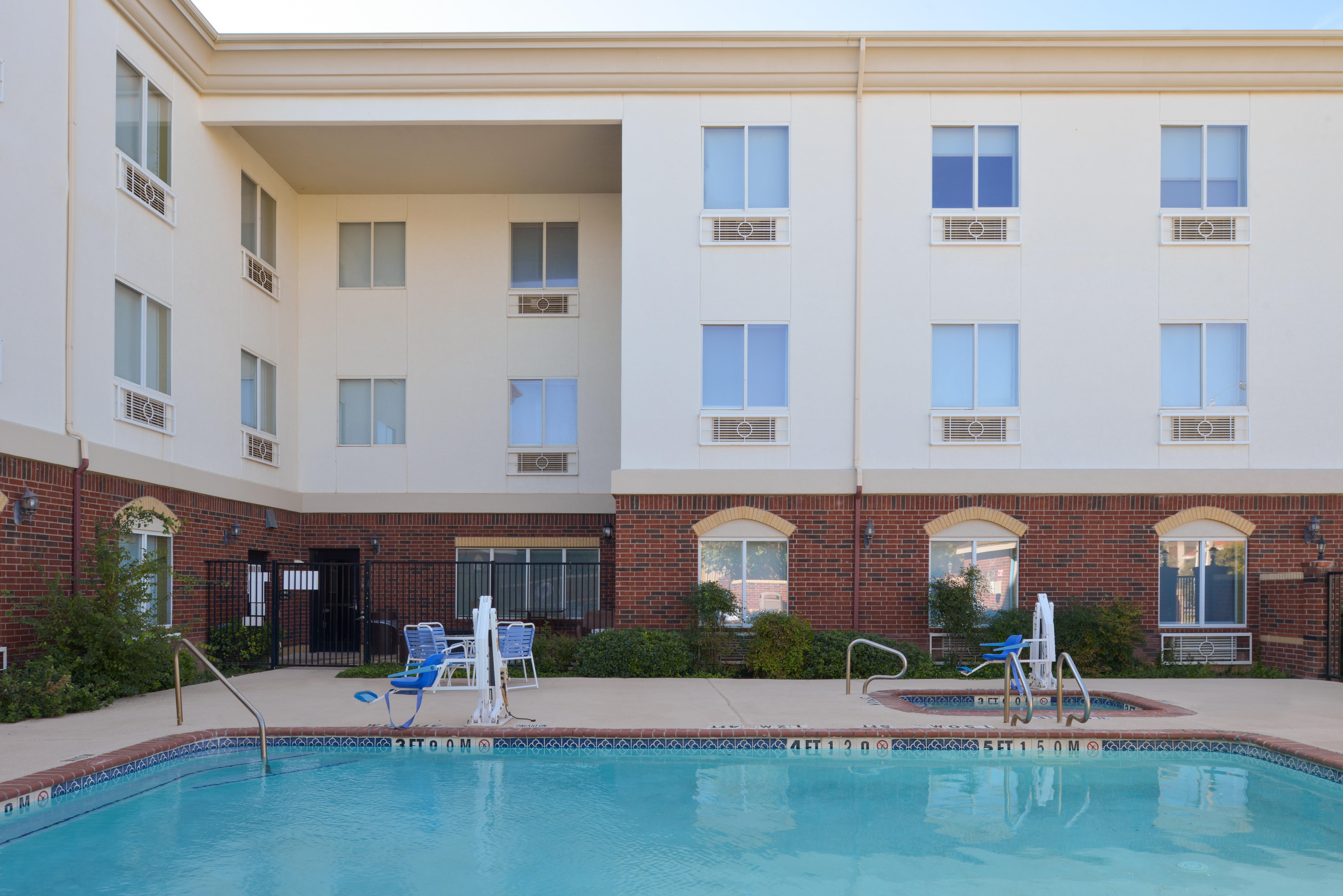 Holiday Inn Express Hotel & Suites Abilene Mall South By Ihg Esterno foto